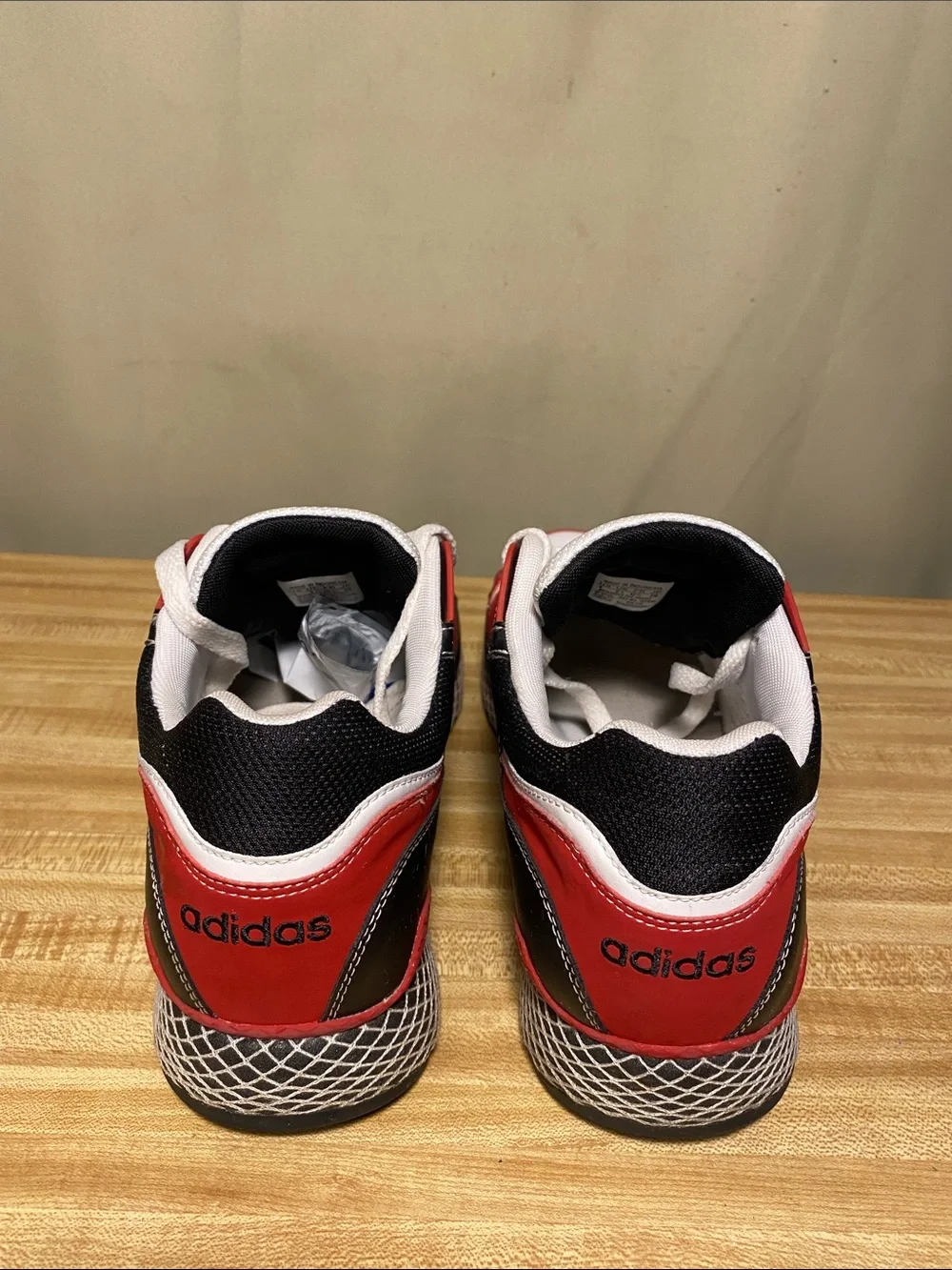 Adidas  Oregan Ultra Tech Dillinger Webbing in Red, Black  OG 2008 Rare  Men’s 9